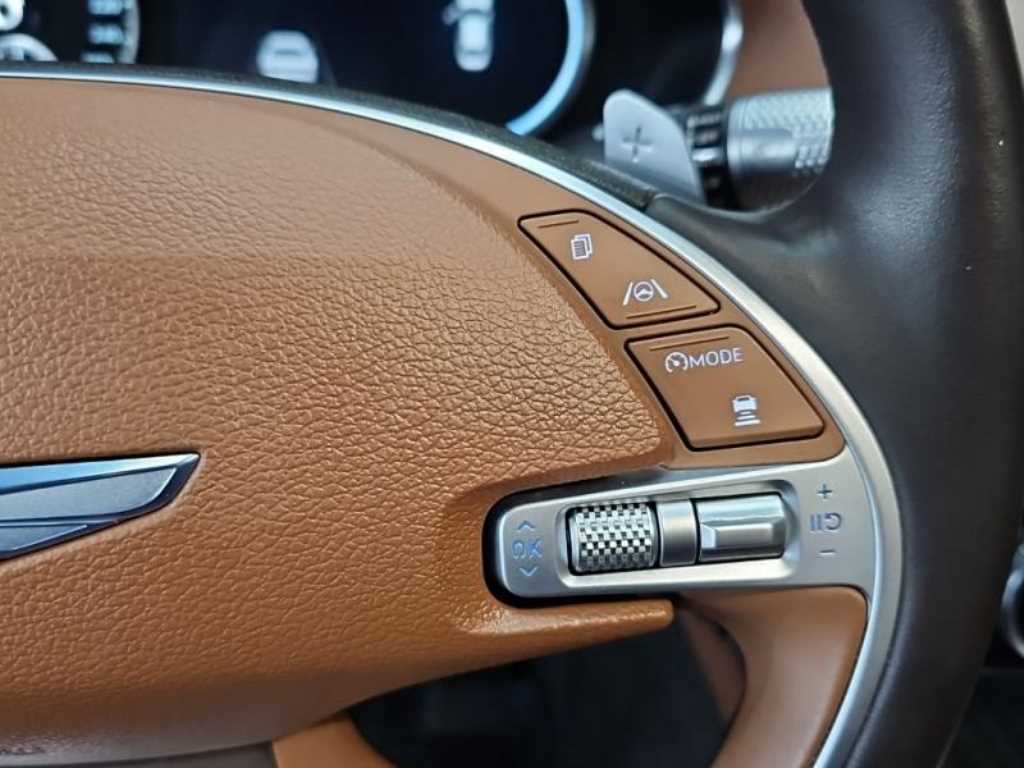 Genesis G80 - Vista 8