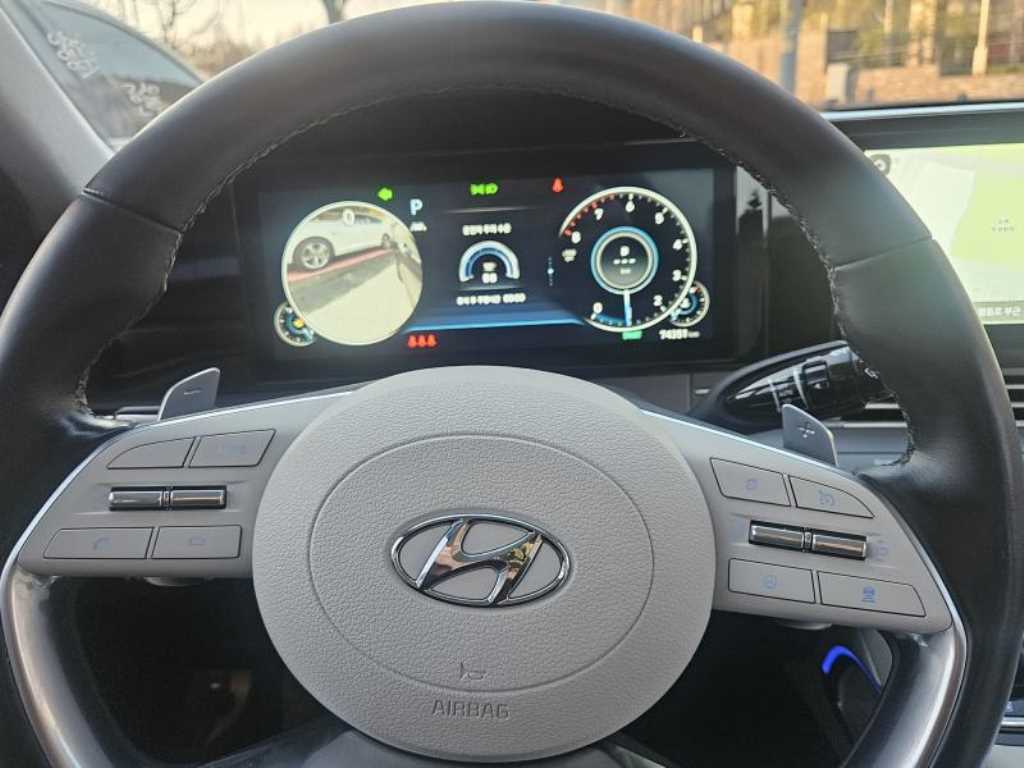 HYUNDAI Grandeur - Vista 7