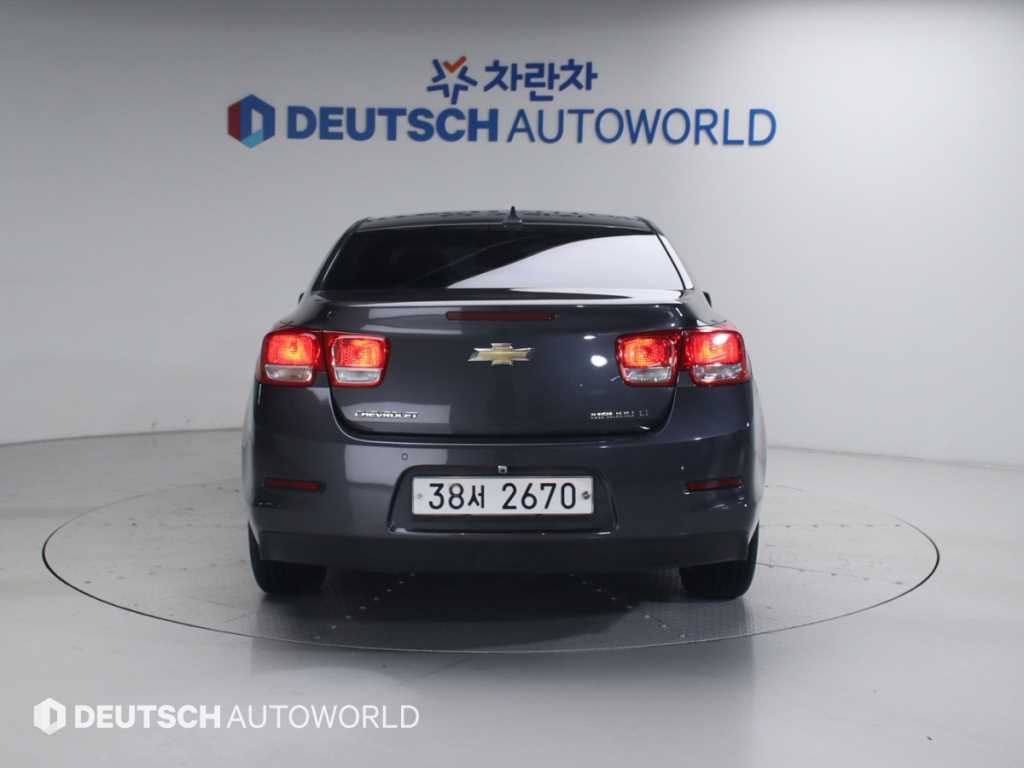 Chevrolet Malibu - Vista 4