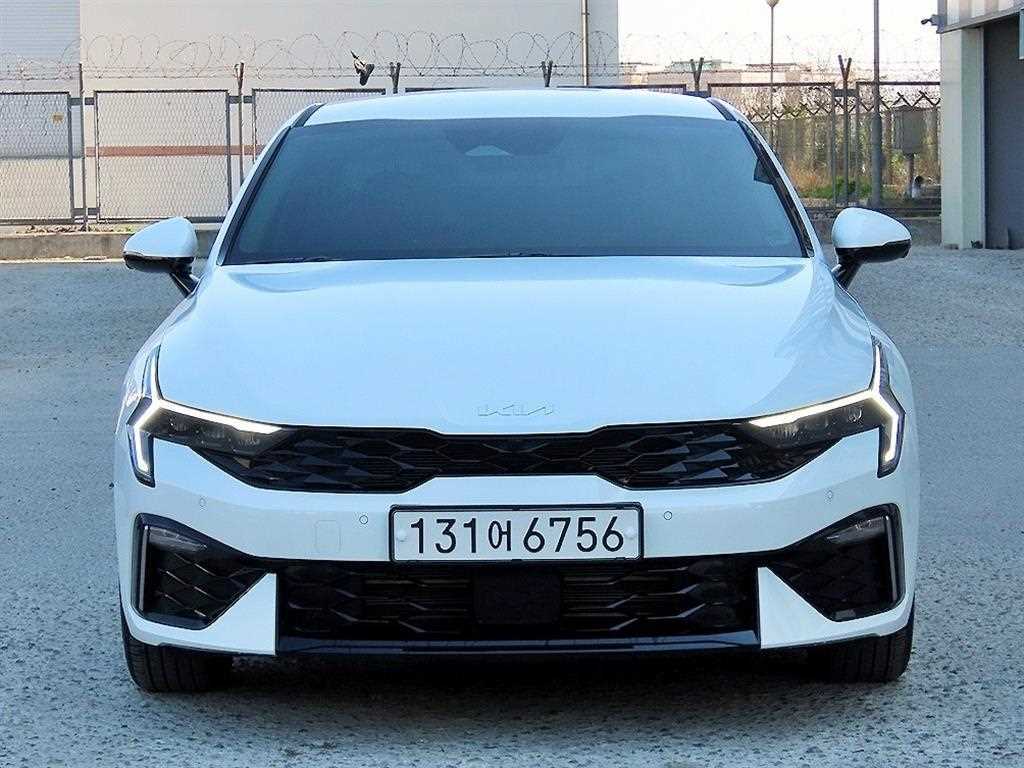 KIA K5 2025 Blanco - Importación desde Corea - HF Imports Iquique - Foto 1