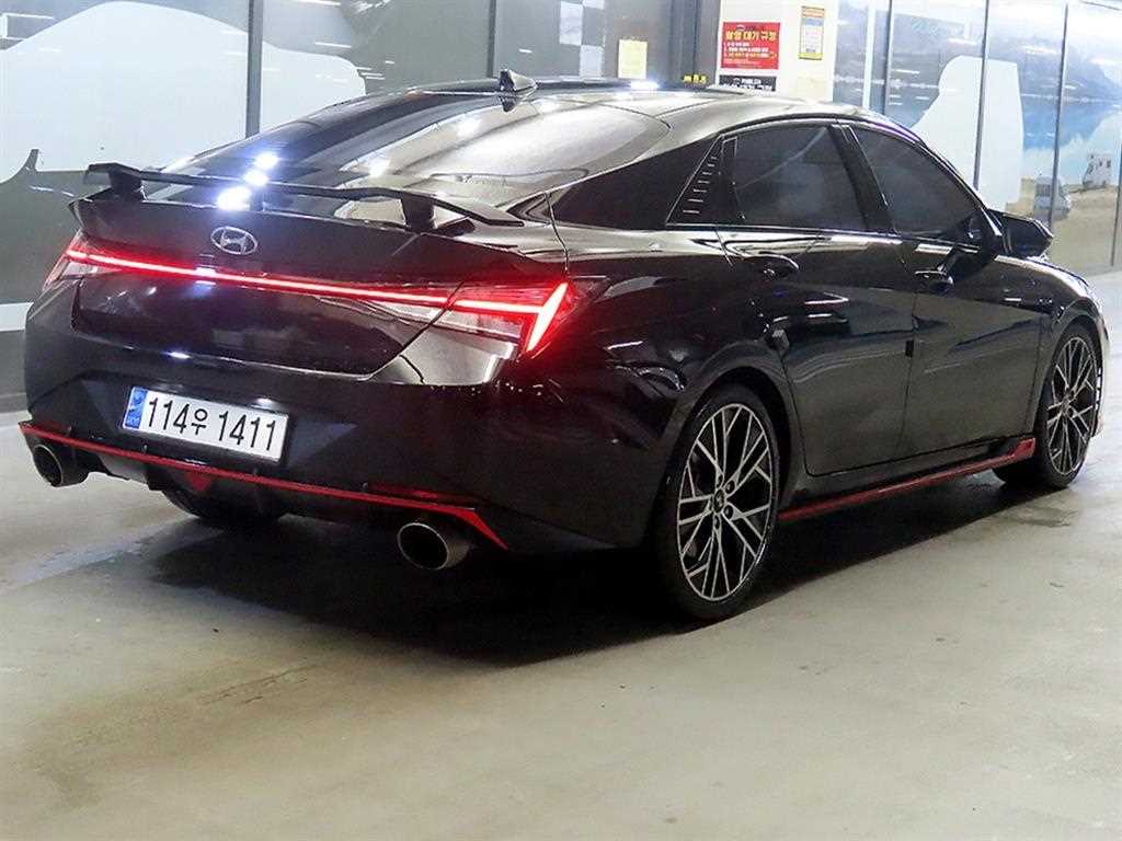 HYUNDAI Avante - Vista 4