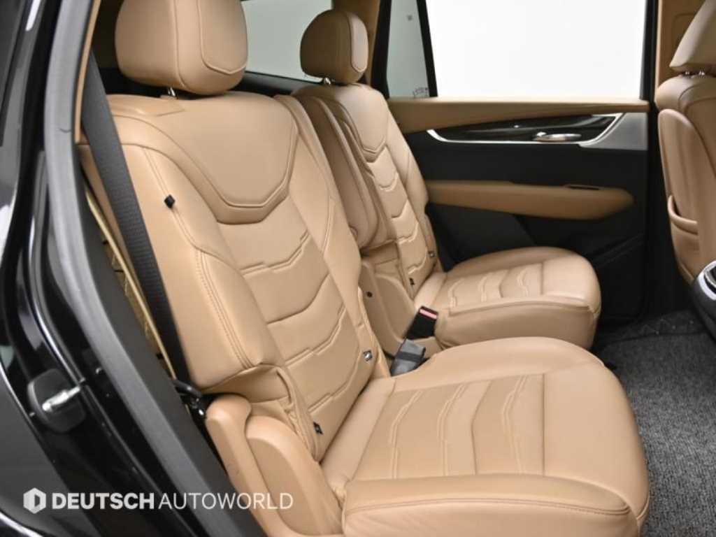 Cadillac XT6 - Vista 12