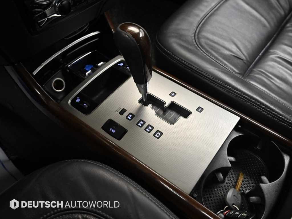 HYUNDAI Grandeur - Vista 9