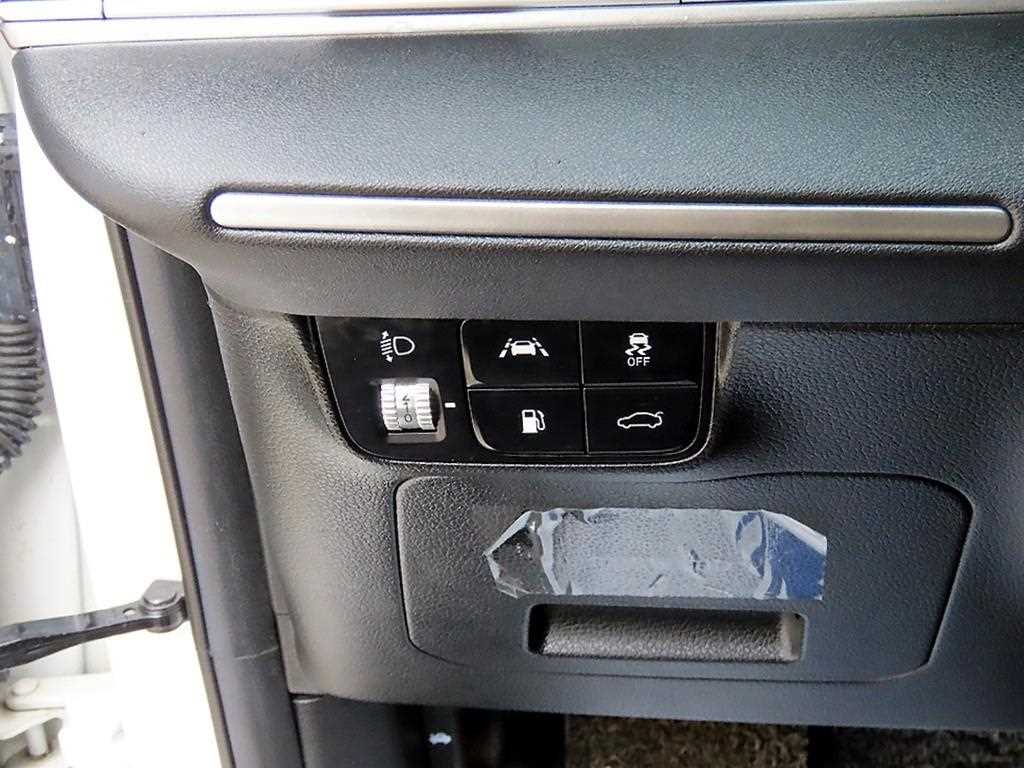 HYUNDAI Grandeur - Vista 12