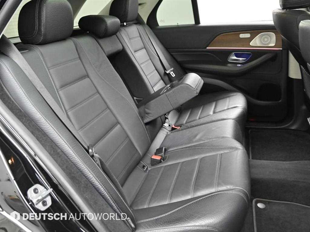 Mercedes Benz GLE Class - Vista 12