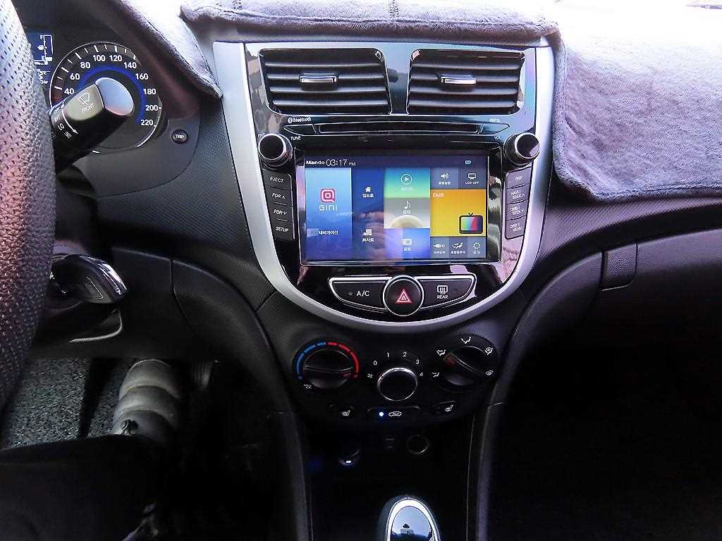 HYUNDAI Accent 2018 Blanco - Importación desde Corea - HF Imports Iquique - Foto 13