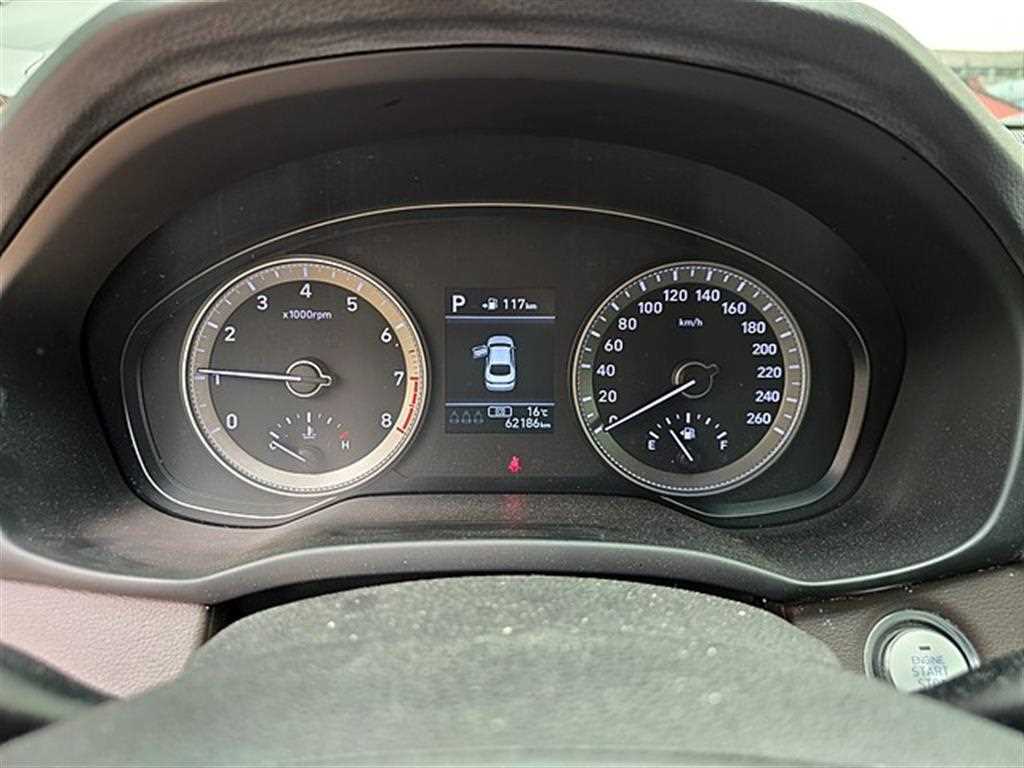 HYUNDAI Grandeur - Vista 8