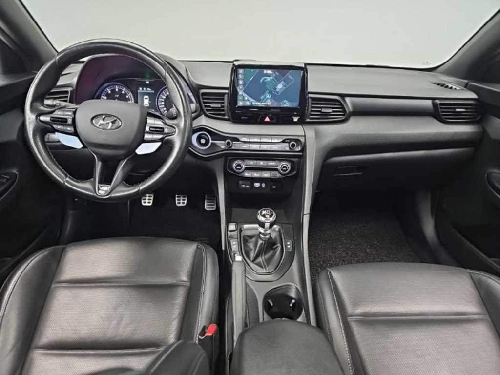 HYUNDAI Veloster - Vista 5