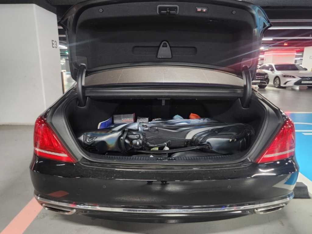 Genesis EQ900 - Vista 5