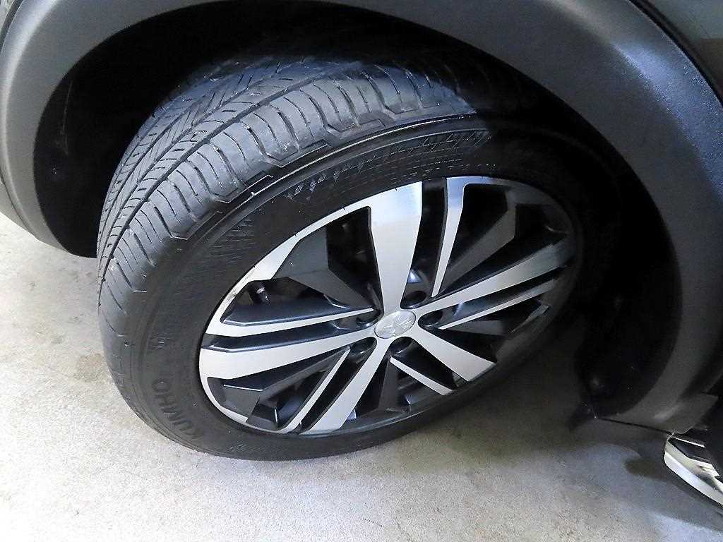 Peugeot 5008 2019 Negro - Importación desde Corea - HF Imports Iquique - Foto 20