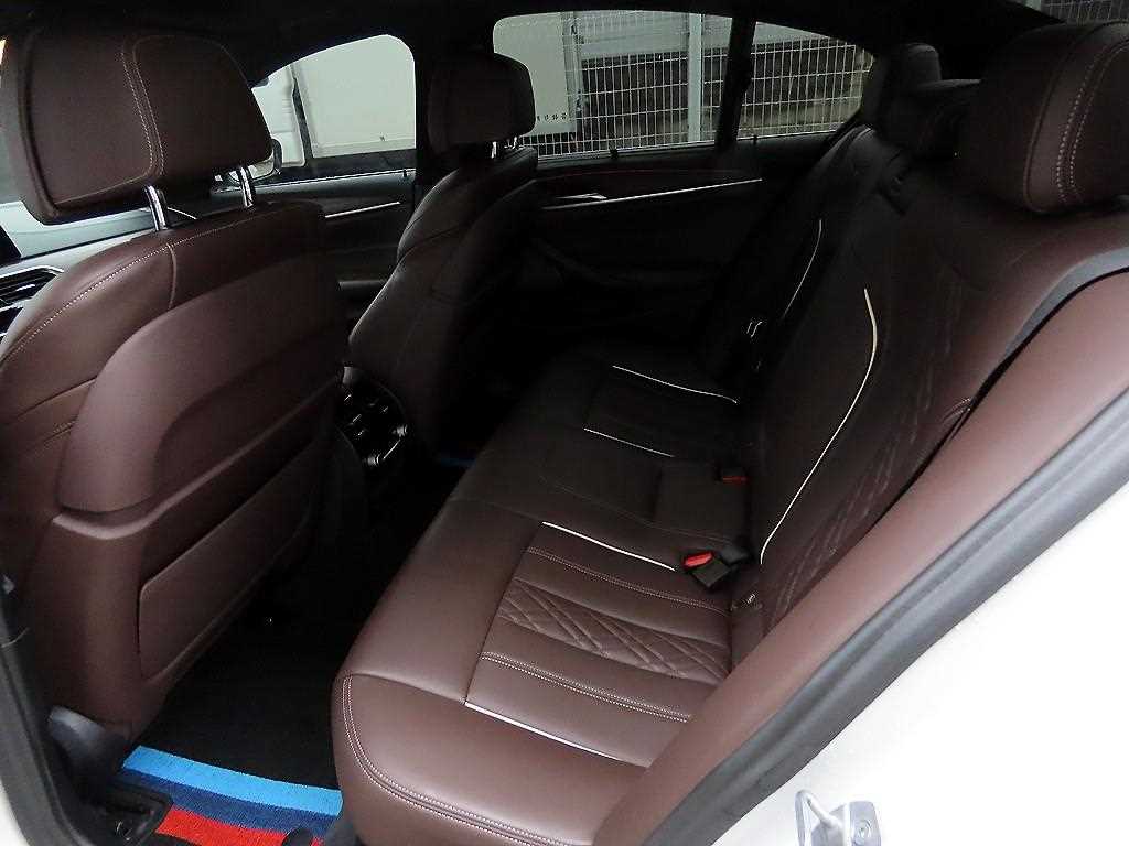BMW 5 Series - Vista 6