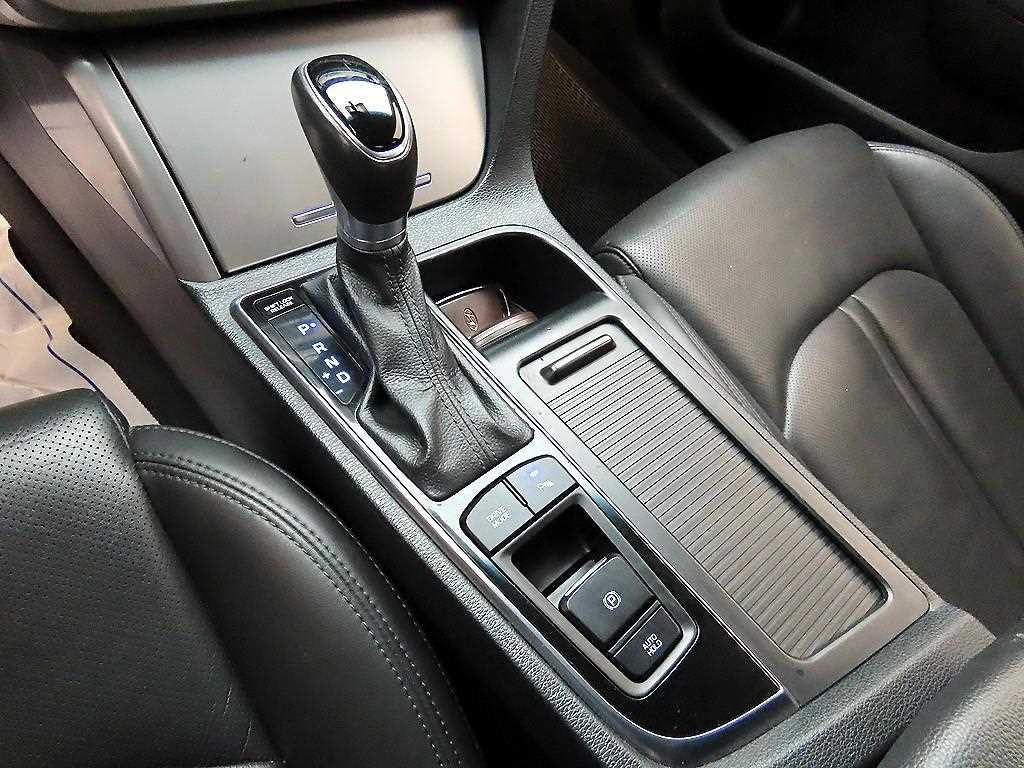 HYUNDAI Sonata - Vista 10