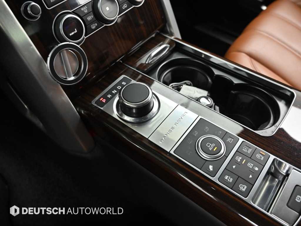 [랜드로버]레인지로버 4세대 4.4 SDV8 AB 디젤 - миниатюра 9