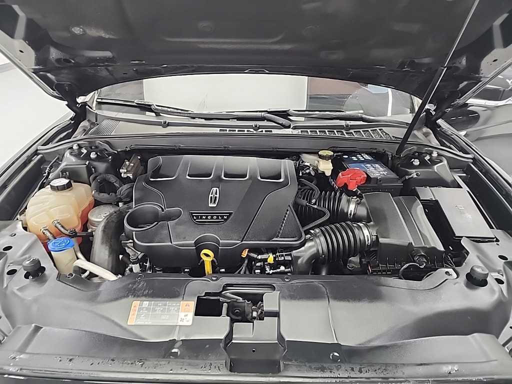 Lincoln Continental - Vista 5