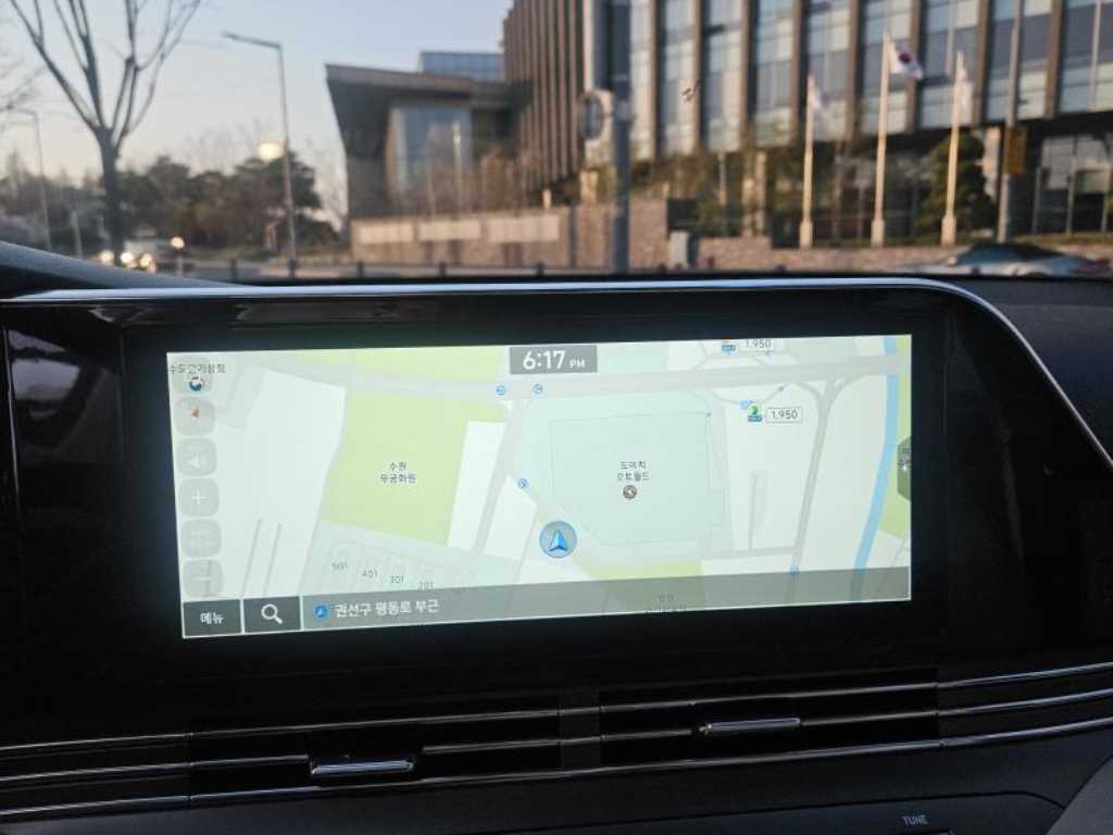 HYUNDAI Grandeur - Vista 4