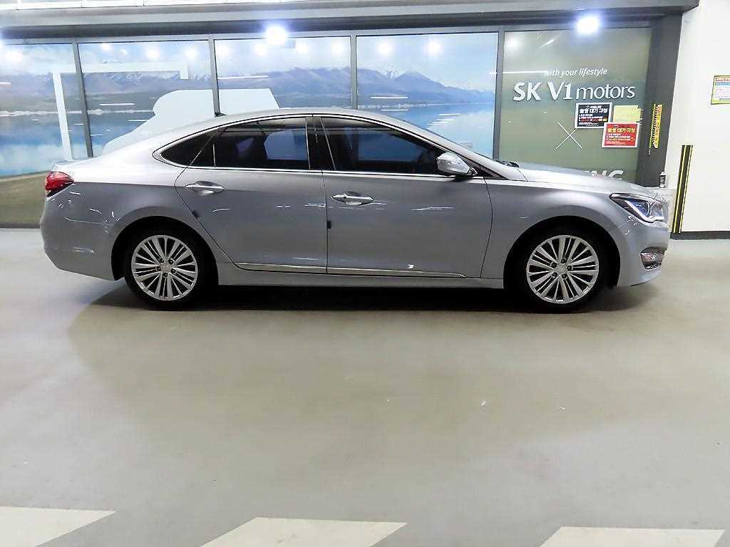 HYUNDAI Aslan - Vista 3