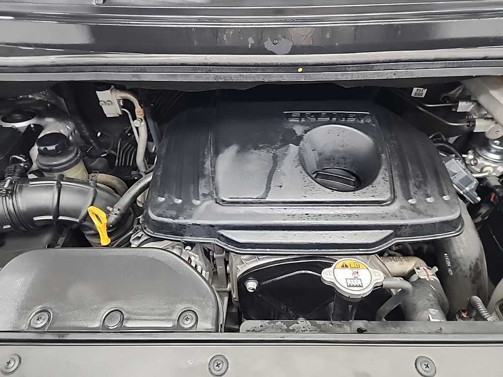 HYUNDAI Starex - Vista 5