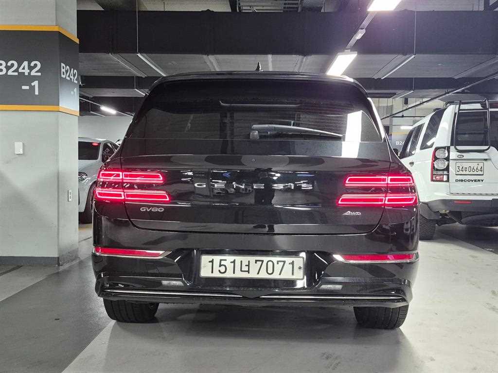 Genesis GV80 - Vista 4