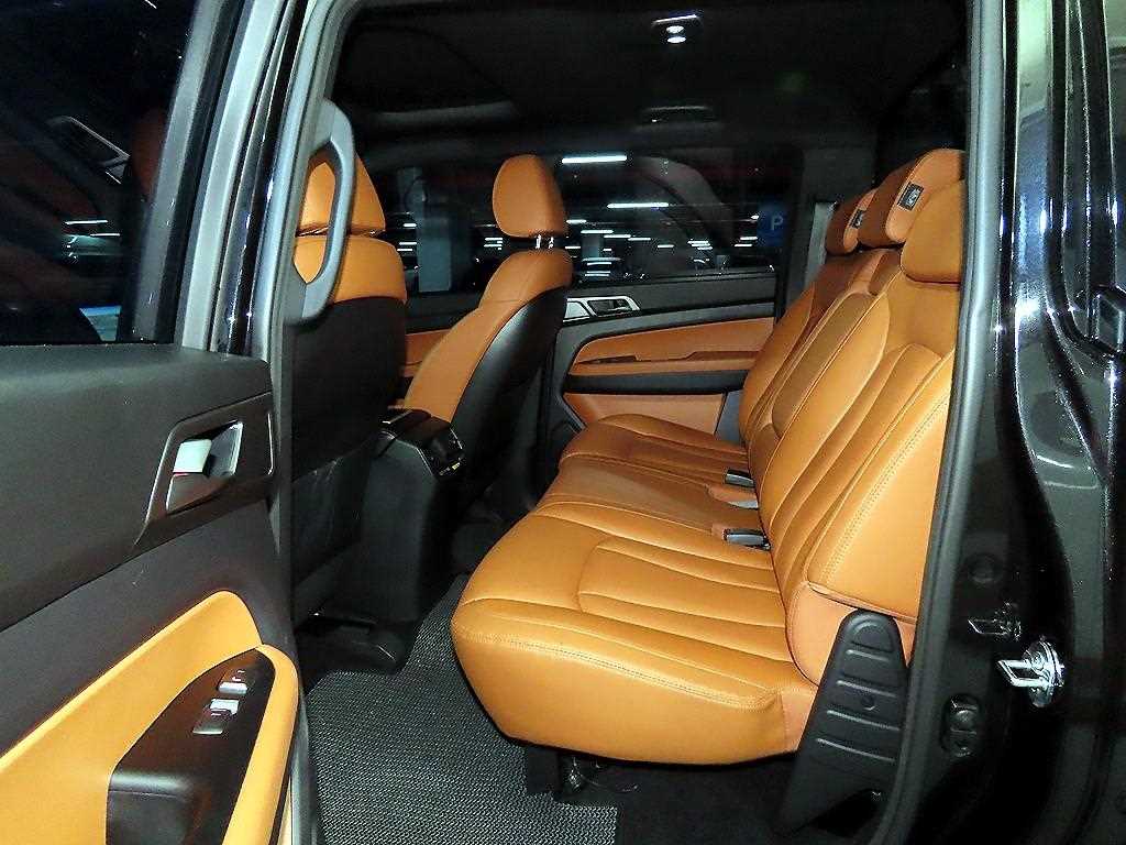 Ssangyong Rexton - Vista 7