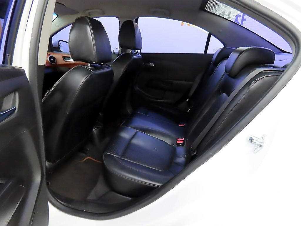Chevrolet Abeo - Vista 6