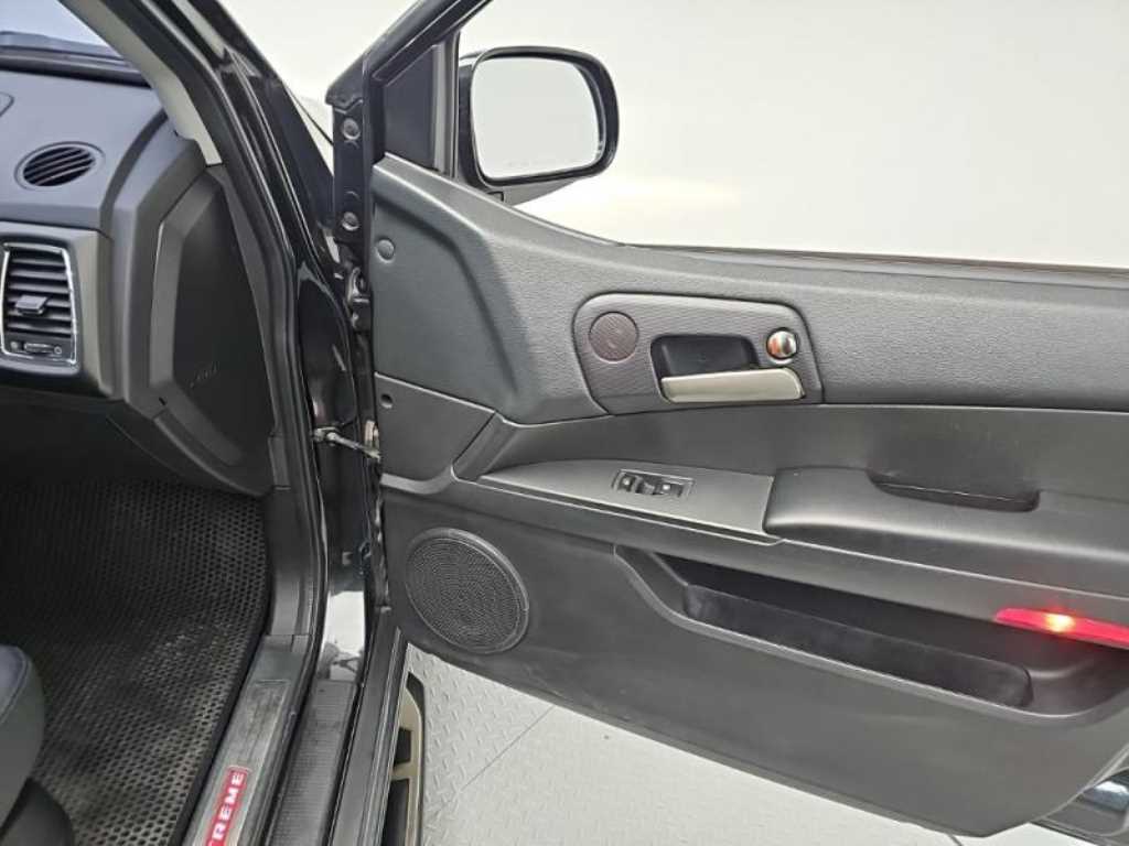 Ssangyong Korando 2016 Negro - Importación desde Corea - HF Imports Iquique - Foto 16