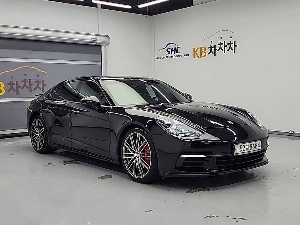 Porsche Panamera - Vista 4