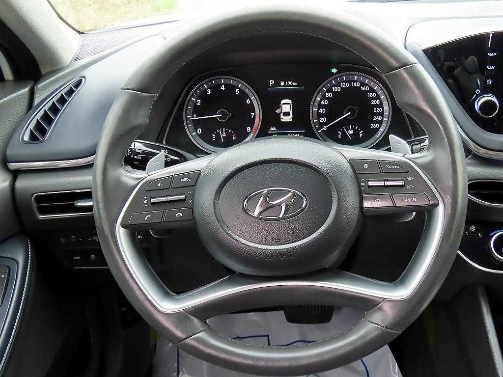HYUNDAI Sonata - Vista 7