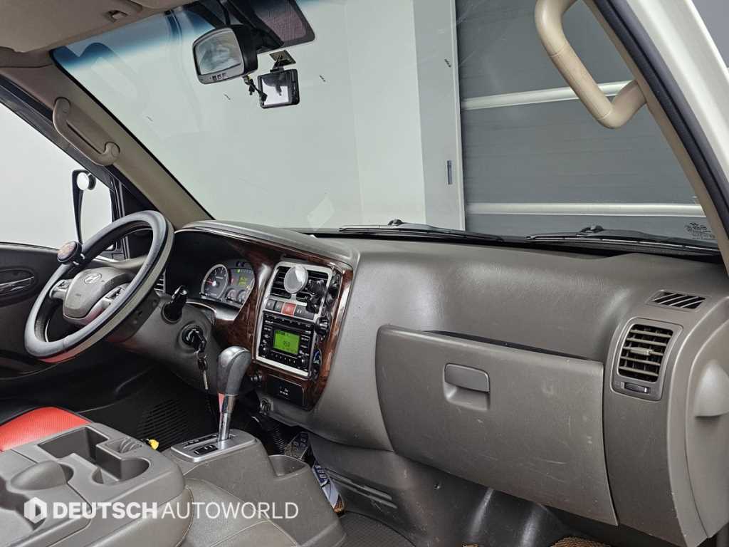 Small Truck Cargo (small) - Vista 7