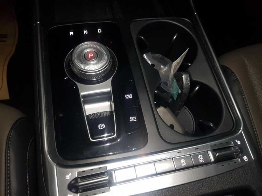 KIA Carnival 2025 Gris - Importación desde Corea - HF Imports Iquique - Foto 15