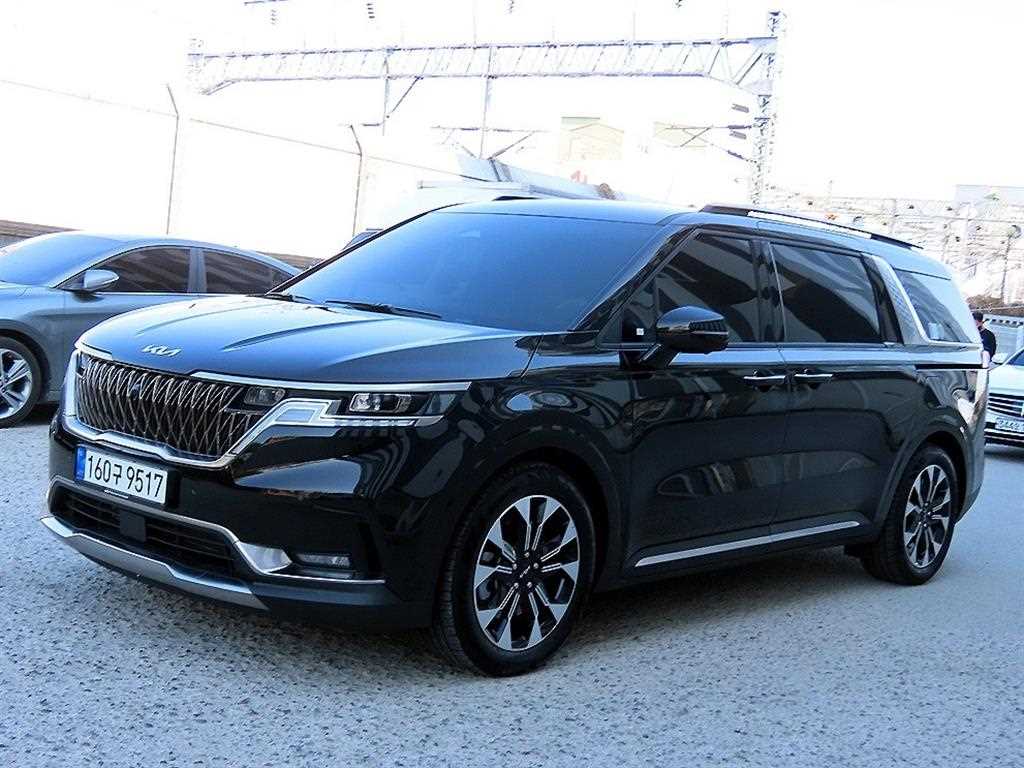 KIA Carnival - Vista 2