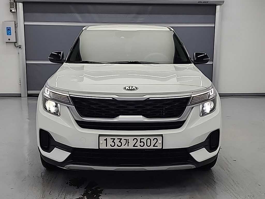 KIA Seltos - Vista 2