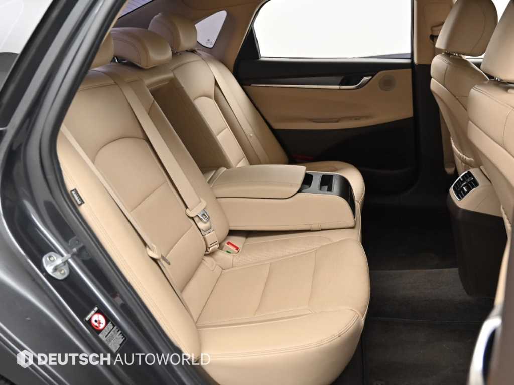 HYUNDAI Grandeur - Vista 12