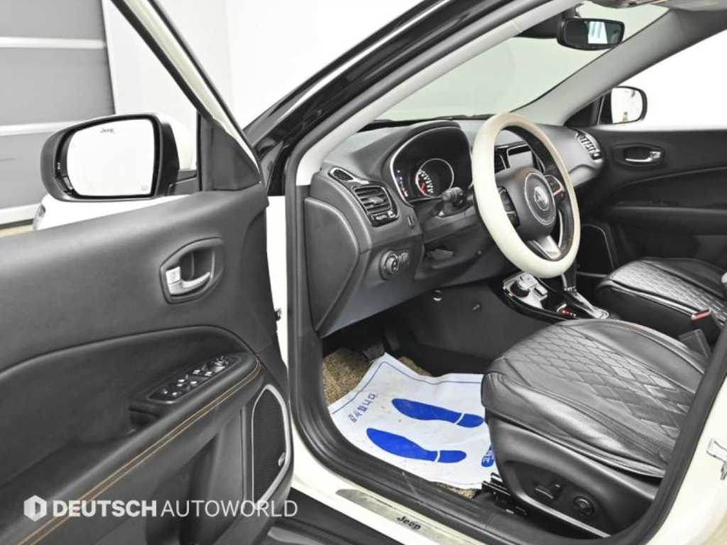 Jeep Compass - Vista 11