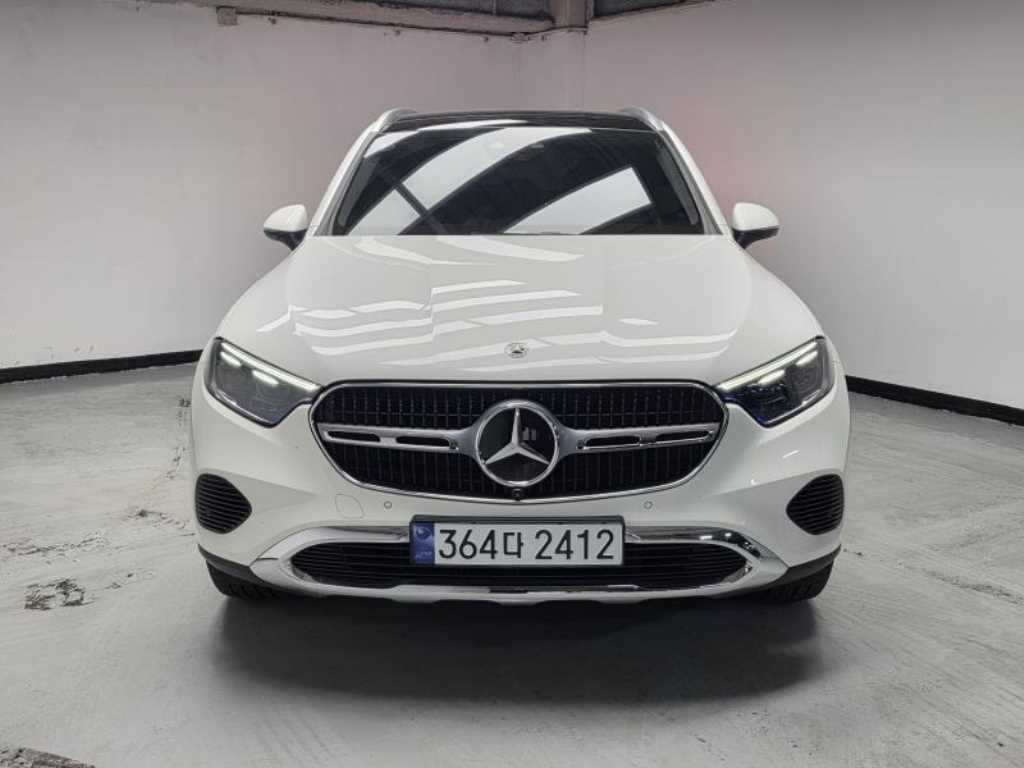 Mercedes Benz GLC Class - Vista 3
