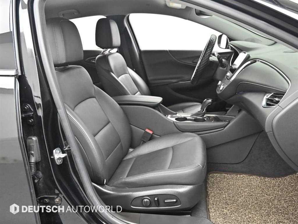 Chevrolet Malibu - Vista 10