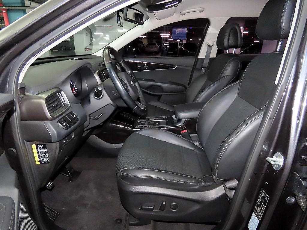 KIA Sorento - Vista 6