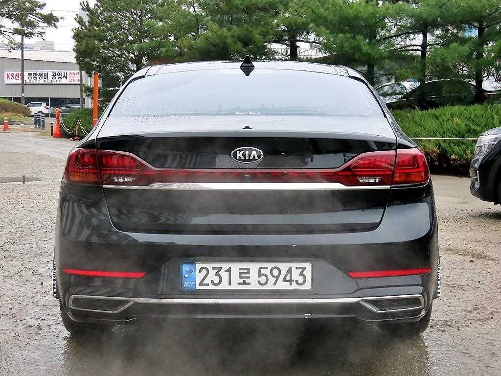 KIA K7 - Vista 4