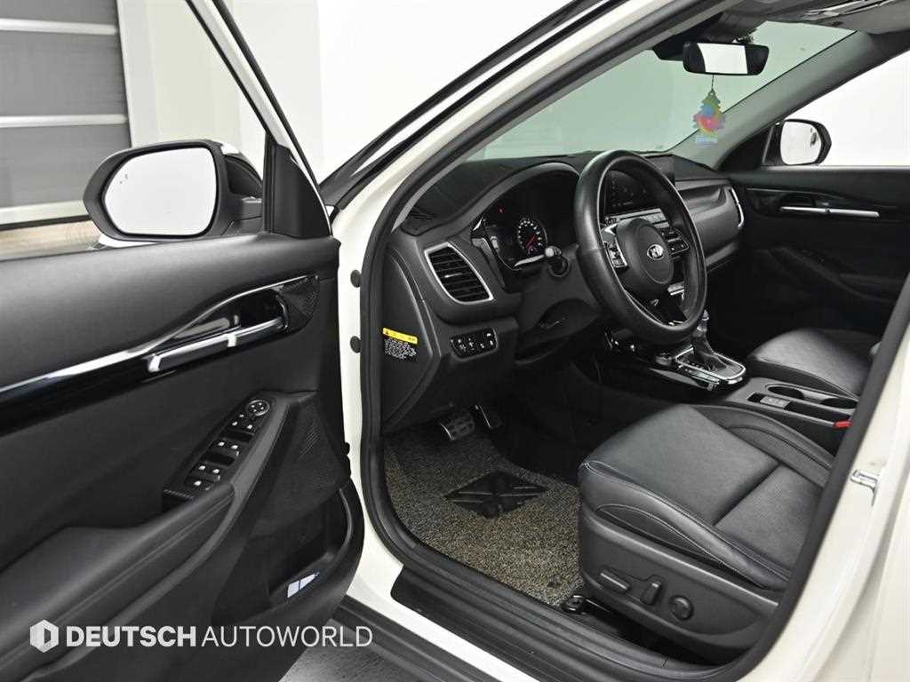 KIA Seltos - Vista 12