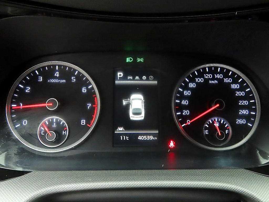 KIA K5 - Vista 8