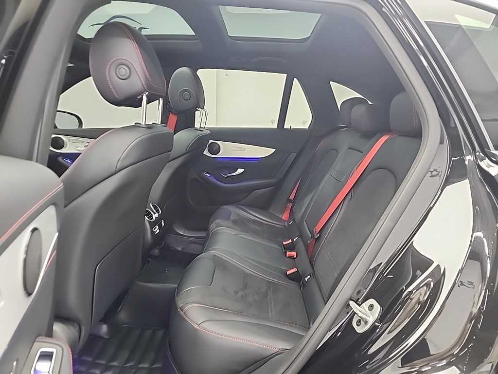 Mercedes Benz GLC Class - Vista 12