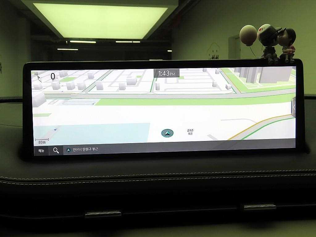 Genesis GV70 - Vista 9