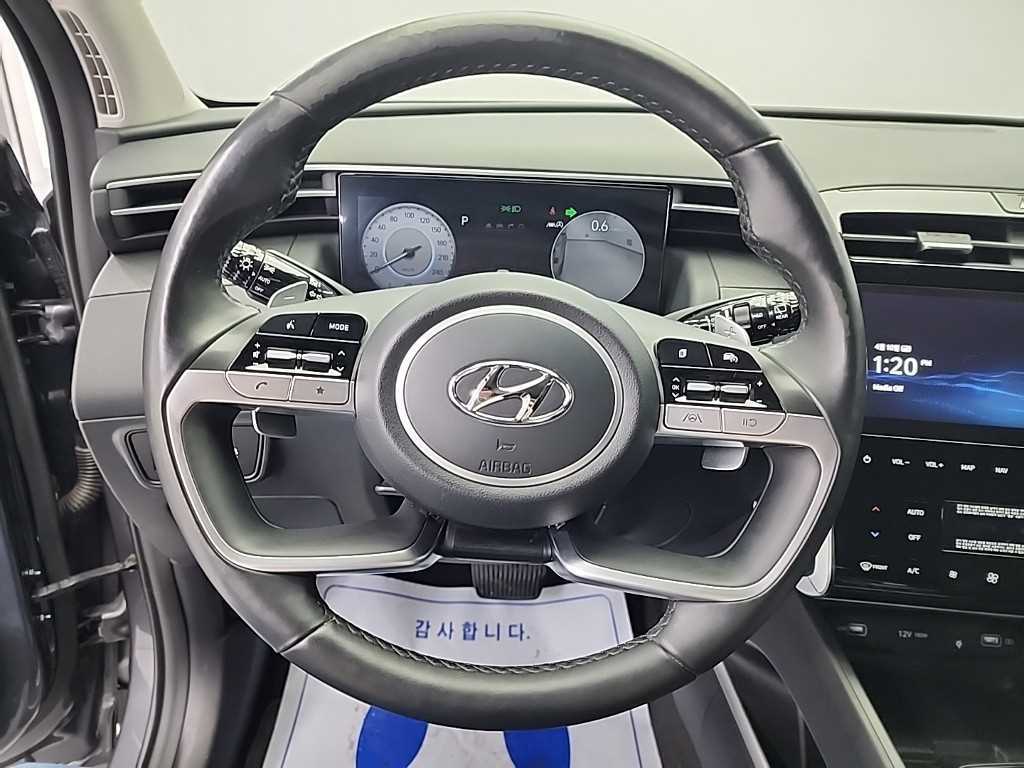 HYUNDAI Tucson - Vista 9