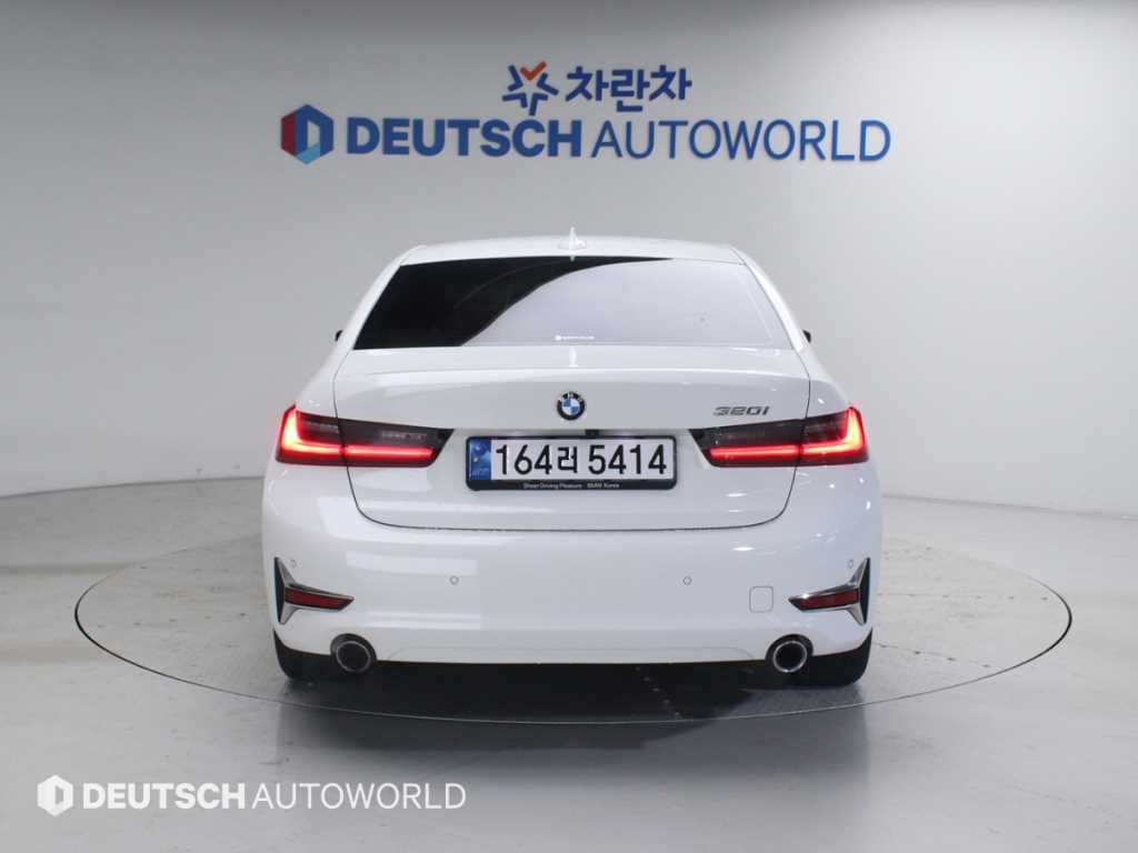 BMW 3 series - Vista 4