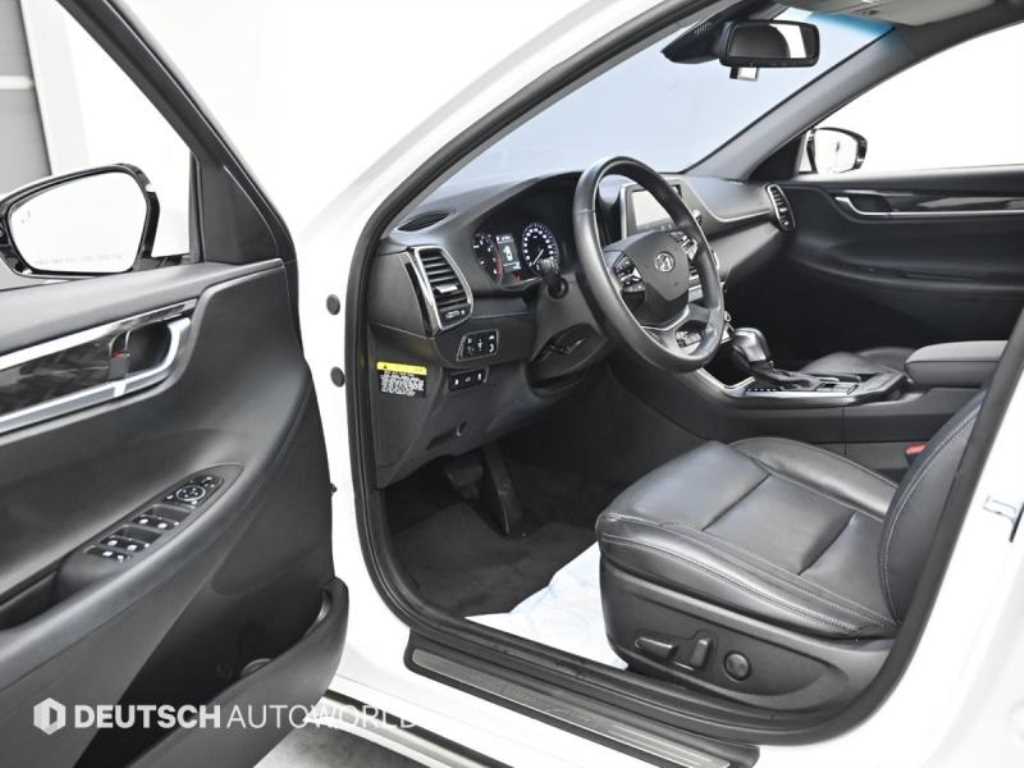 HYUNDAI Grandeur - Vista 11