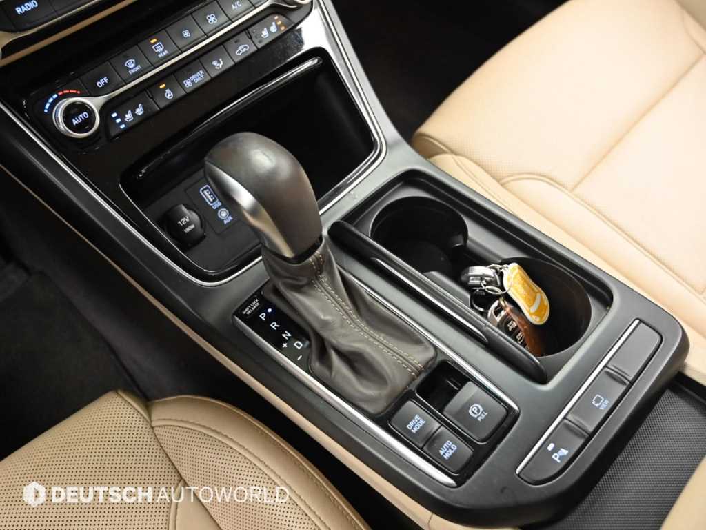 HYUNDAI Grandeur - Vista 9