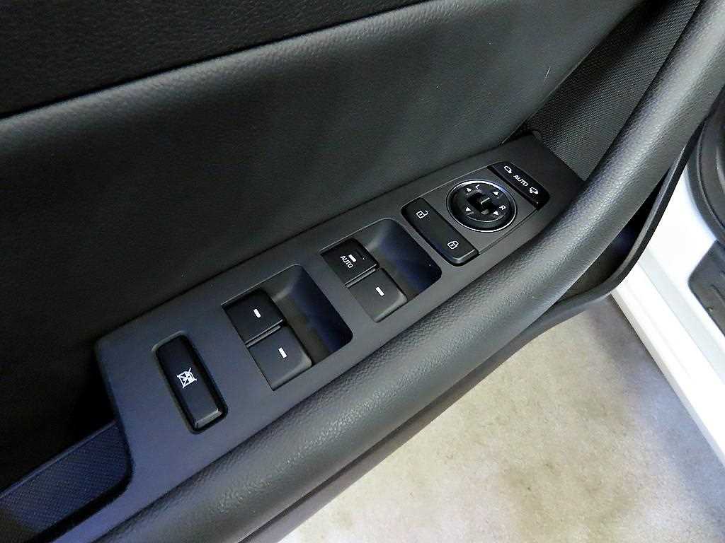 HYUNDAI Sonata 2015 Blanco - Importación desde Corea - HF Imports Iquique - Foto 13