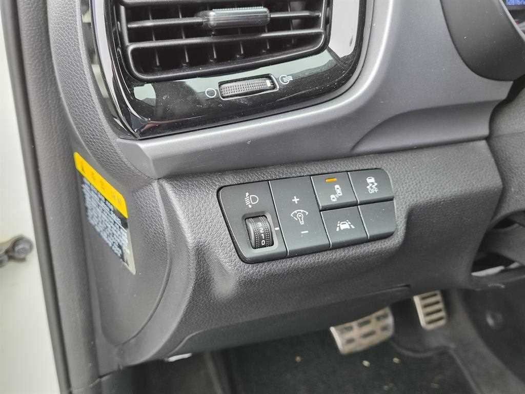 KIA Stonic 2018 Blanco - Importación desde Corea - HF Imports Iquique - Foto 13