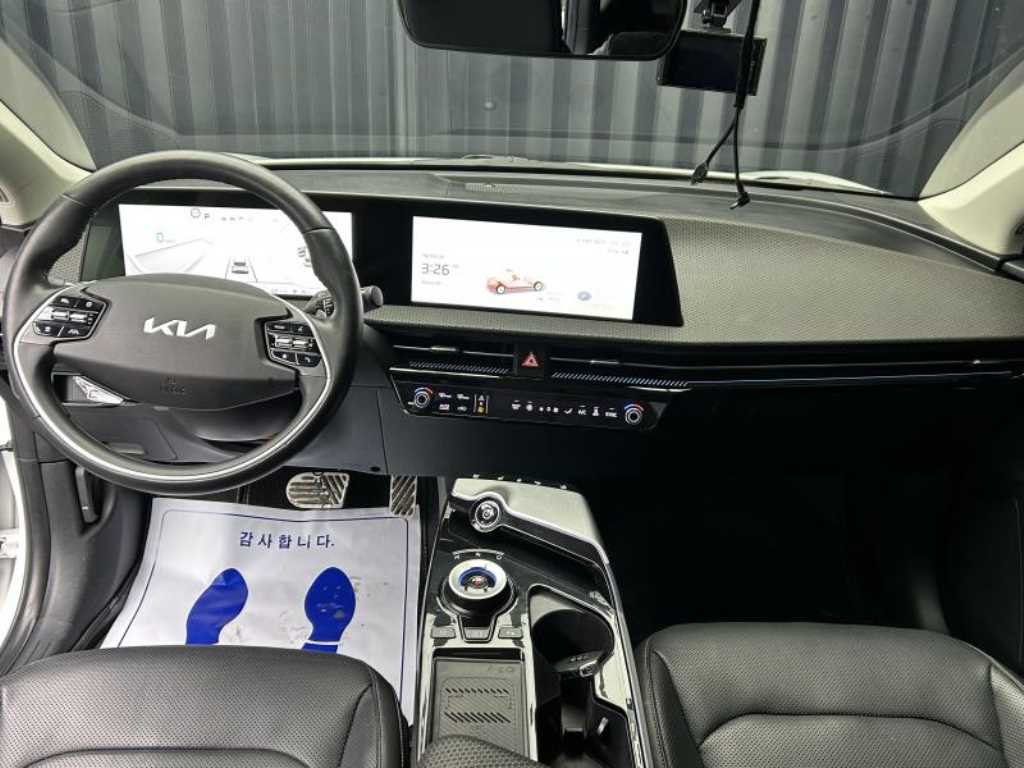 KIA EV6 - Vista 8