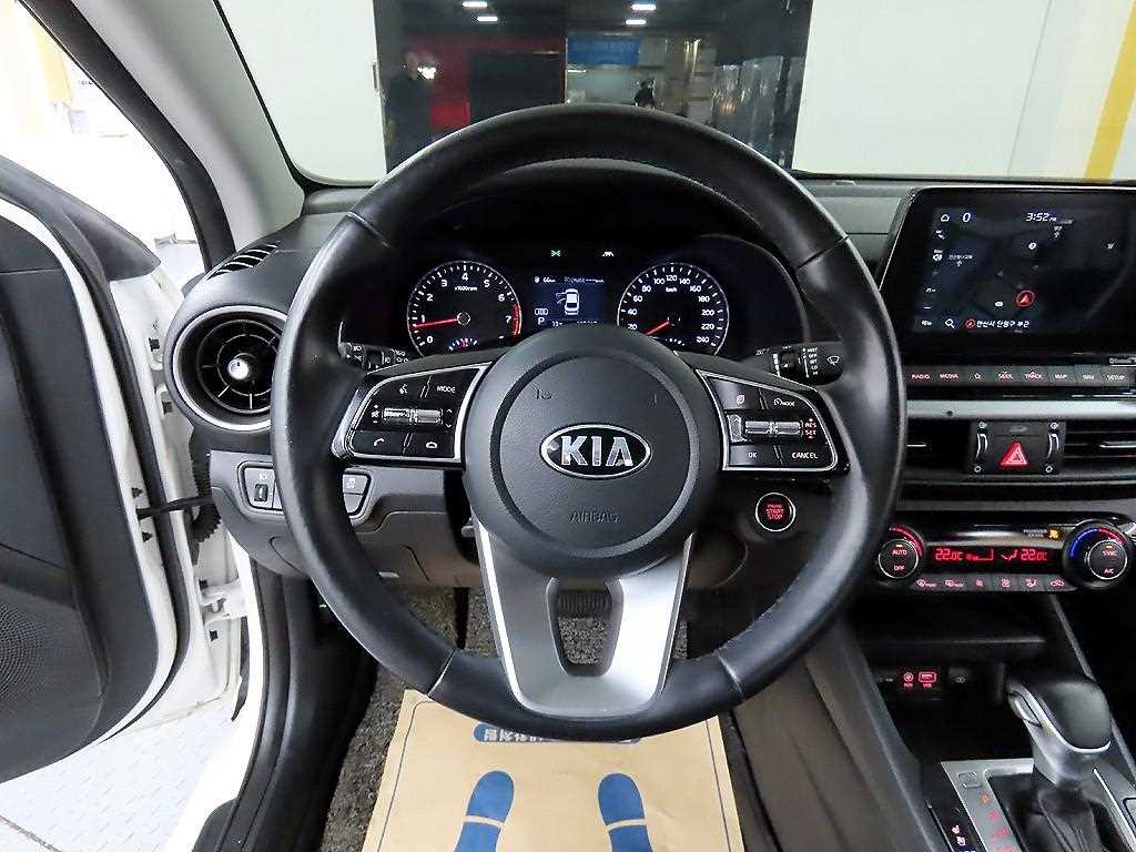KIA K3 - Vista 9