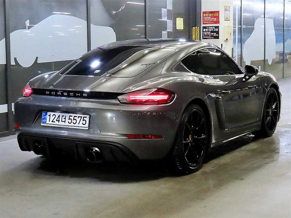 Porsche 718 - Vista 4
